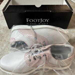 Brand new! FootJoy Gray and Pink Women's Traditions Golf Shoes Size 8